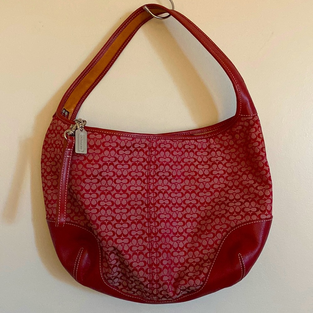 Red COACH hobo purse - excellent vintage!
